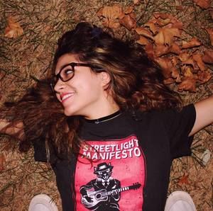 Meet your Posher, Casey